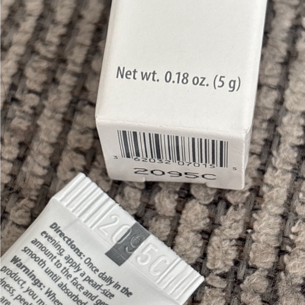 🔅5/$20 Obagi Medical Retinol 1.0 Cream mini - Picture 2 of 2